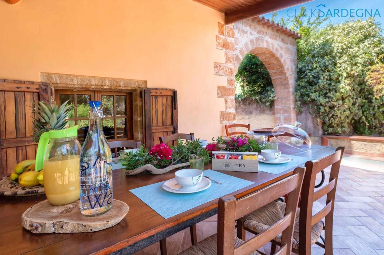 Villa Christiana Villa Del XV Secolo Con Piscina Ad Uso Esclusivo Alghero Eksteriør bilde