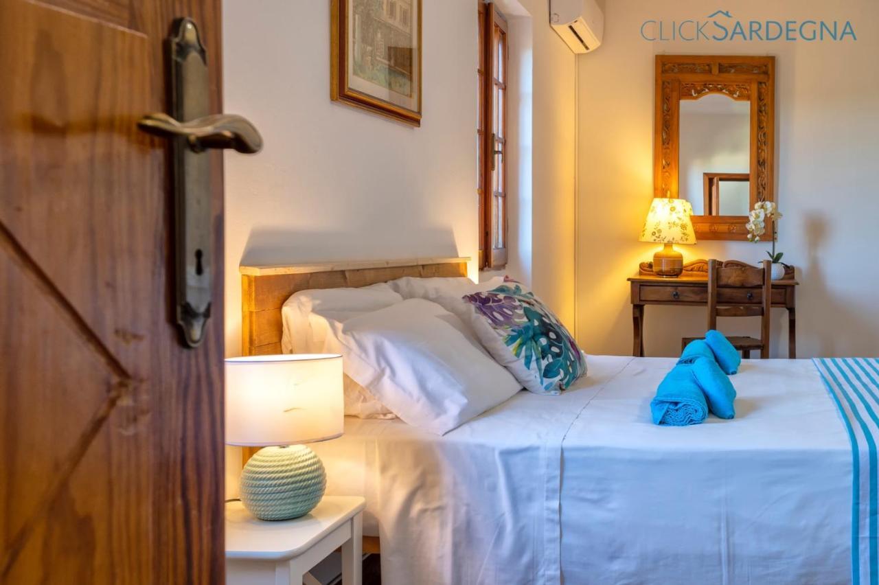 Villa Christiana Villa Del XV Secolo Con Piscina Ad Uso Esclusivo Alghero Eksteriør bilde