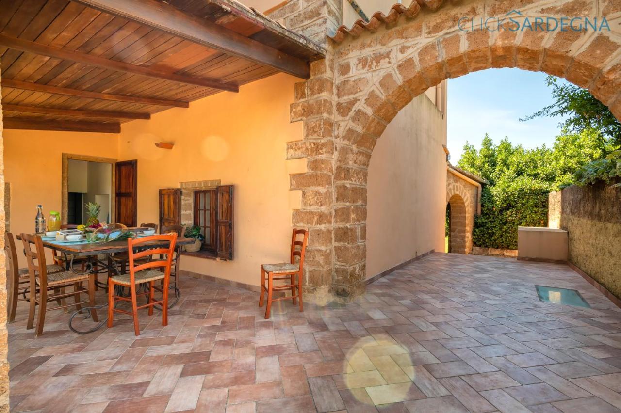 Villa Christiana Villa Del XV Secolo Con Piscina Ad Uso Esclusivo Alghero Eksteriør bilde